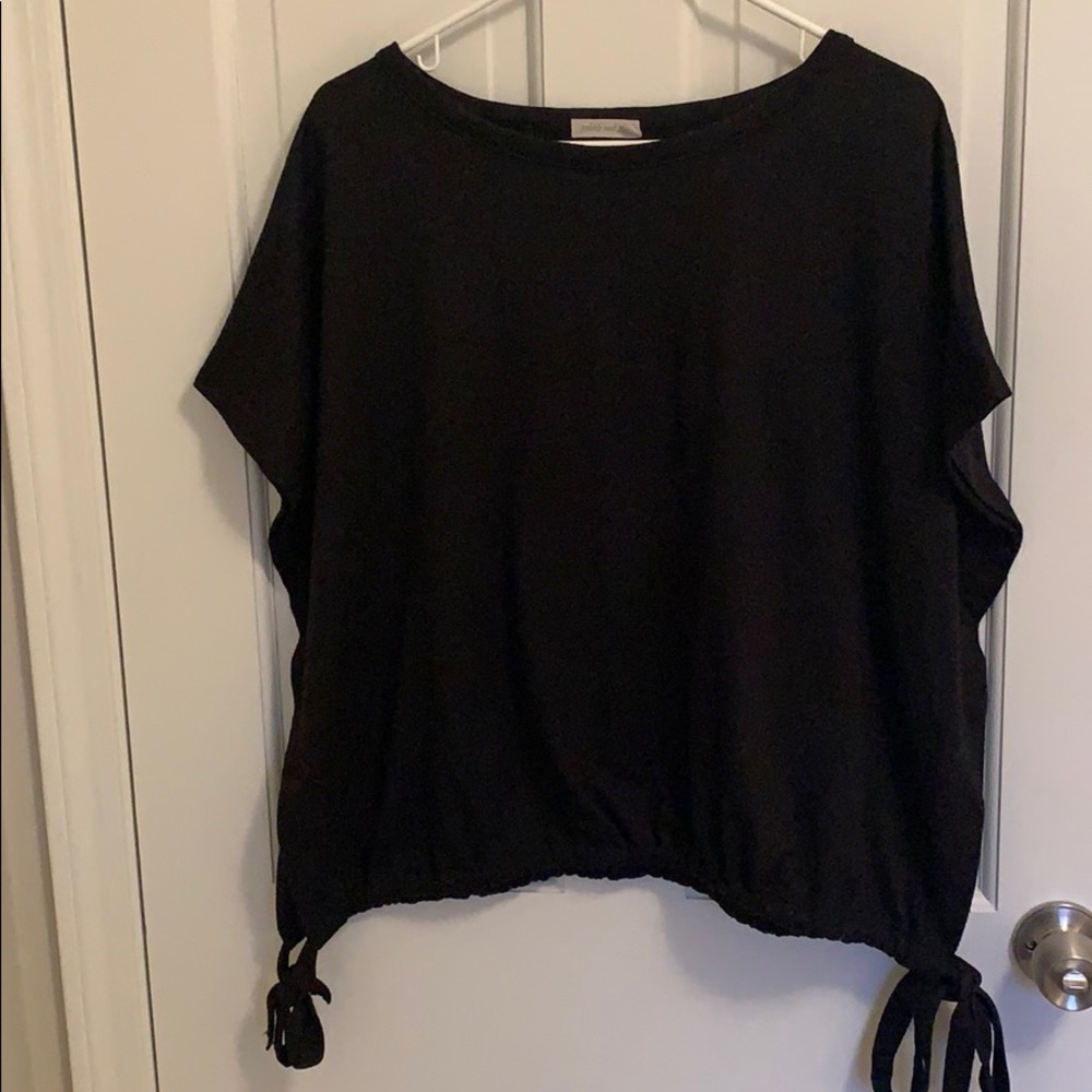 Pebble and Stone Top